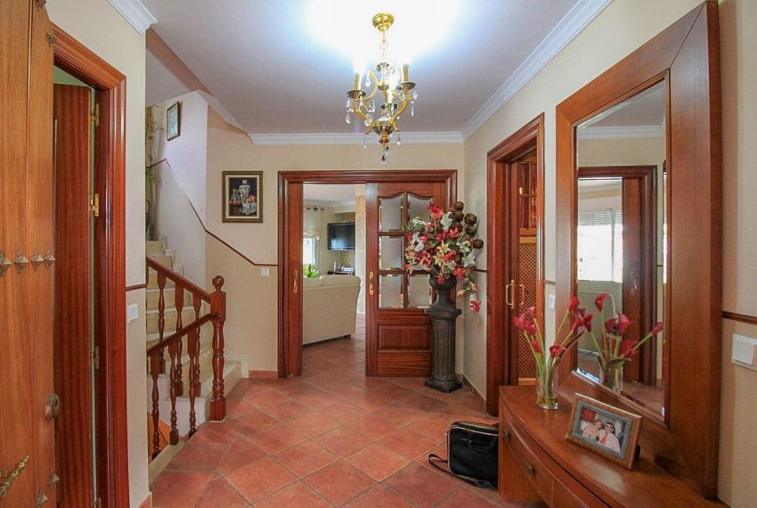 R4905835-Villa-For-Sale-Marbella-Detached-6-Beds-306-Built-13