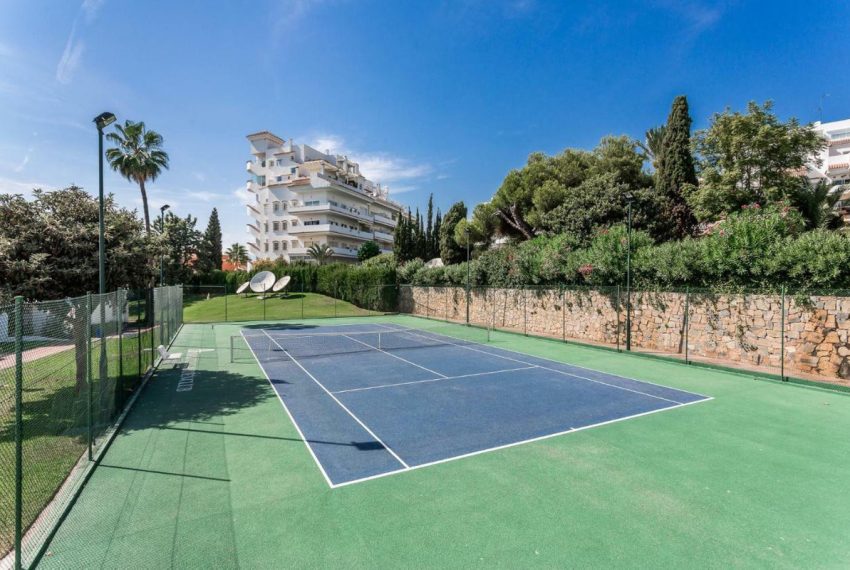 R4907233-Apartment-For-Sale-Nueva-Andalucia-Ground-Floor-2-Beds-100-Built-15