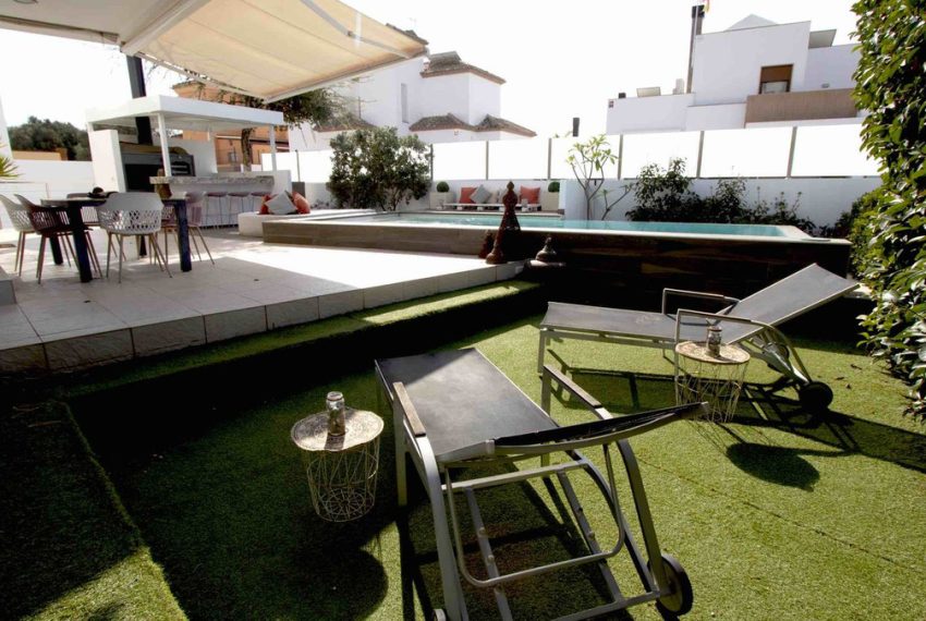 R4907845-Villa-For-Sale-Mijas-Costa-Detached-4-Beds-300-Built-1
