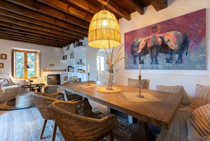R4908751-Villa-For-Sale-Coin-Detached-8-Beds-398-Built-10