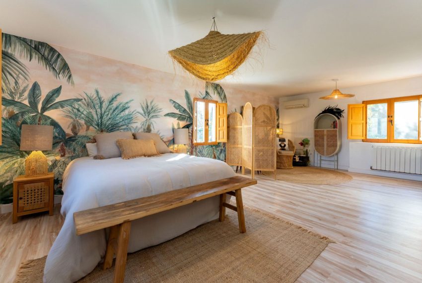 R4908751-Villa-For-Sale-Coin-Detached-8-Beds-398-Built-16