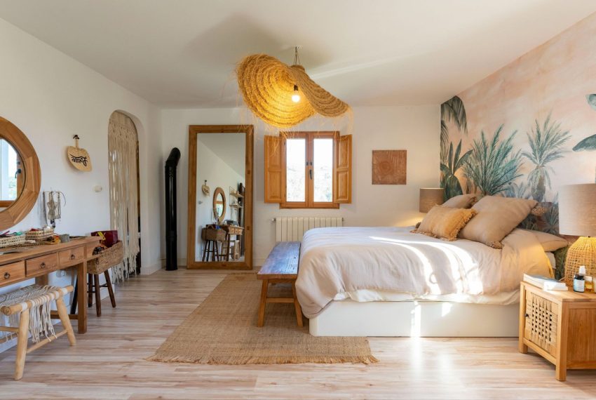 R4908751-Villa-For-Sale-Coin-Detached-8-Beds-398-Built-19
