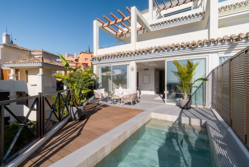 R4913434-Apartment-For-Sale-Nueva-Andalucia-Ground-Floor-3-Beds-143-Built-14