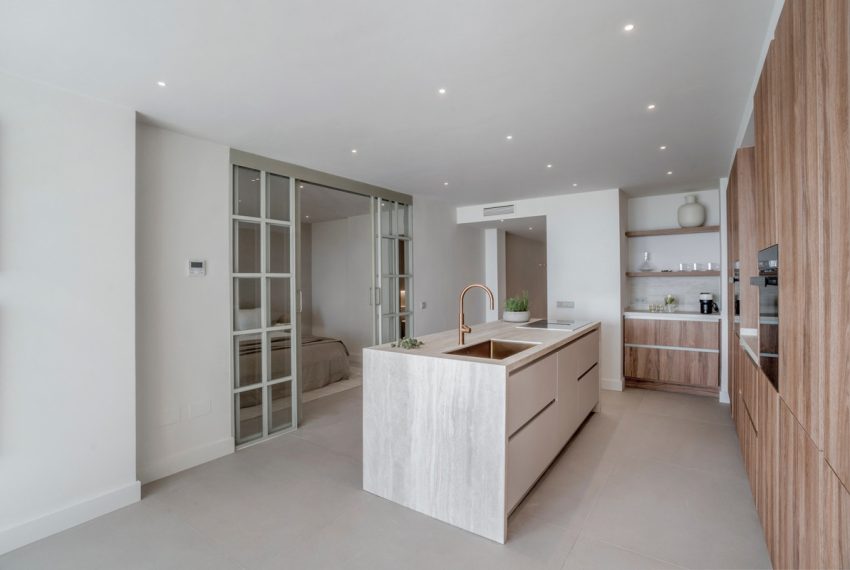 R4913434-Apartment-For-Sale-Nueva-Andalucia-Ground-Floor-3-Beds-143-Built-8