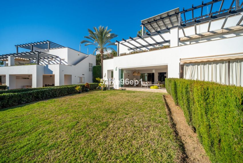 R4914634-Villa-For-Sale-Santa-Clara-Semi-Detached-3-Beds-160-Built-1