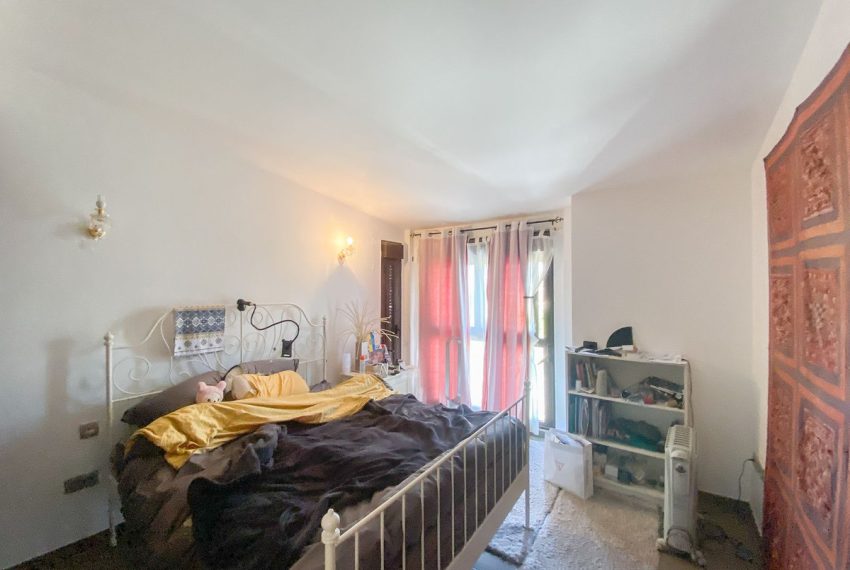 R4921282-Villa-For-Sale-Estepona-Semi-Detached-5-Beds-291-Built-15