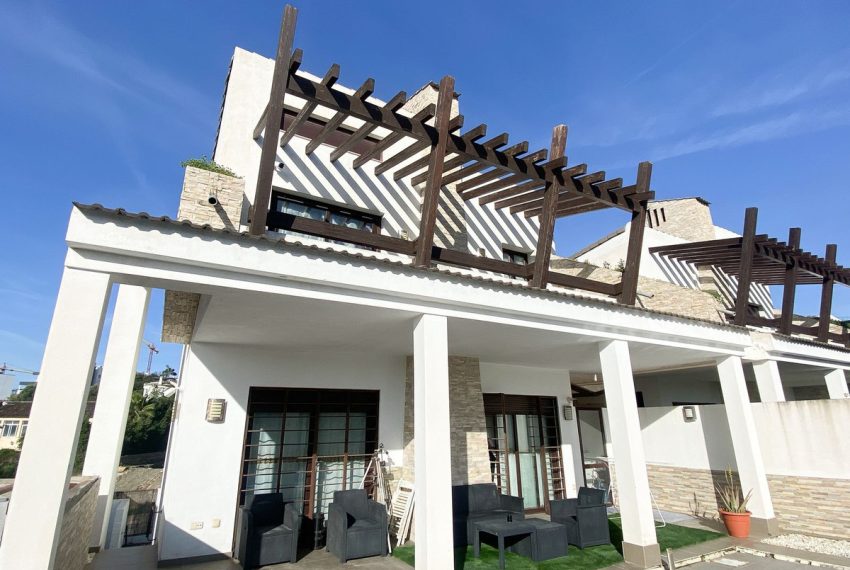 R4921282-Villa-For-Sale-Estepona-Semi-Detached-5-Beds-291-Built-2