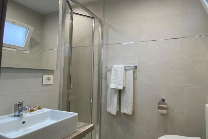 R4922131-Villa-For-Sale-Marbella-Semi-Detached-34-Beds-918-Built-12