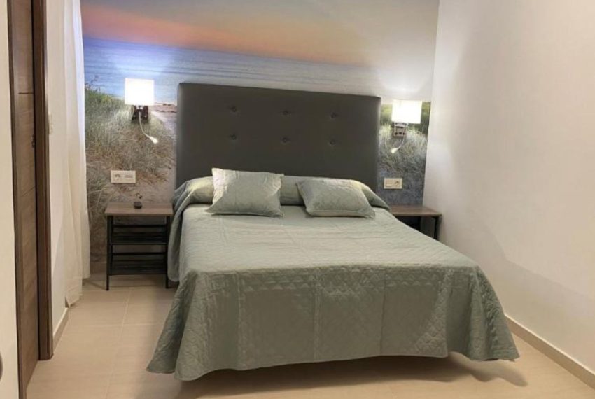 R4922131-Villa-For-Sale-Marbella-Semi-Detached-34-Beds-918-Built-17