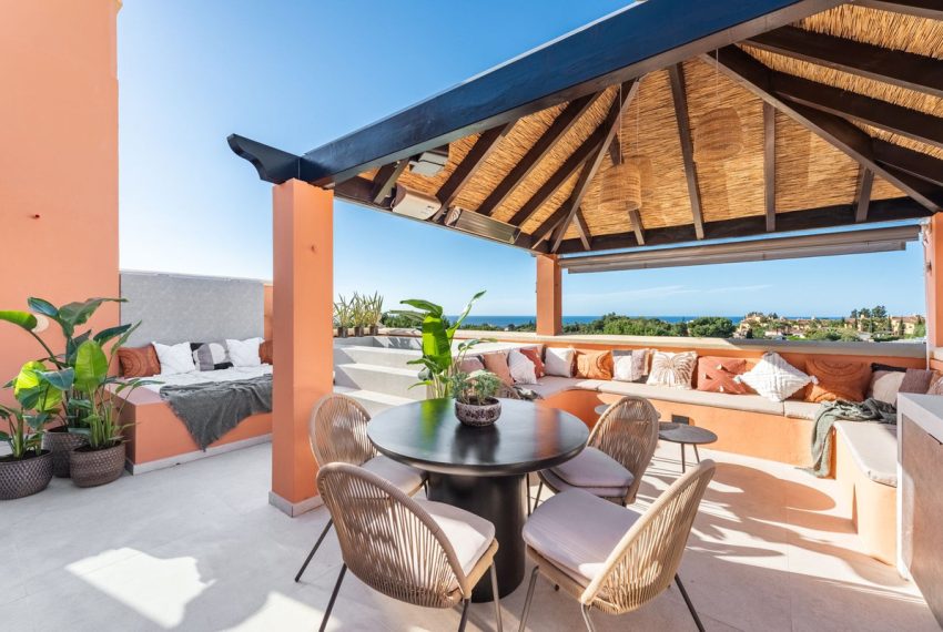 R4926457-Apartment-For-Sale-Nueva-Andalucia-Penthouse-3-Beds-120-Built-1