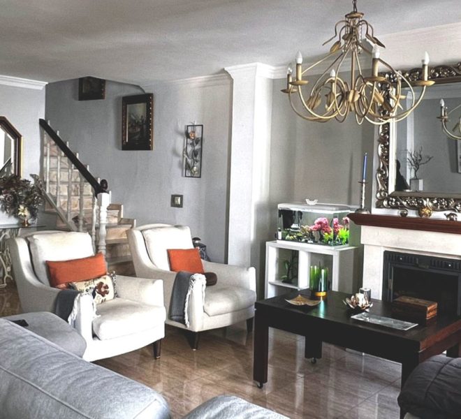 R4929793-Image 1-Semi Detached - 3 Beds - 224 Built