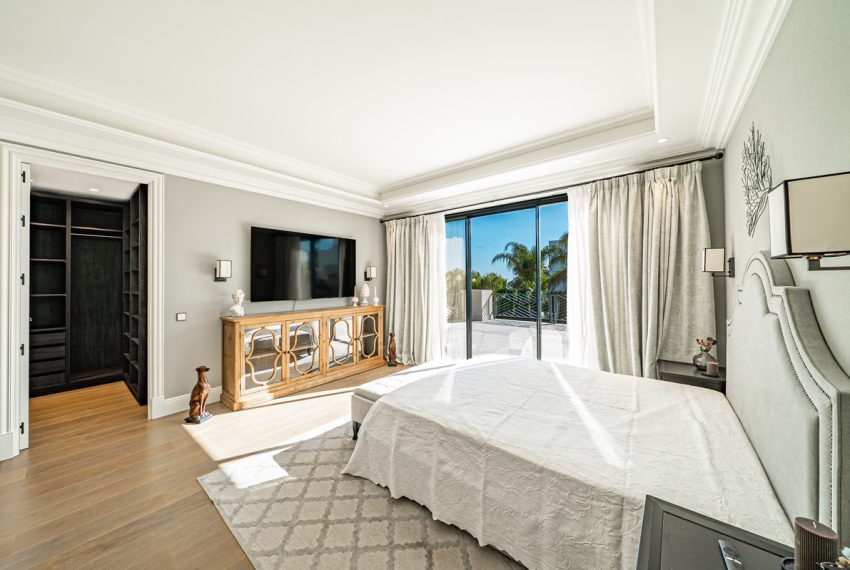 R4933888-Villa-For-Sale-Los-Flamingos-Detached-6-Beds-526-Built-17