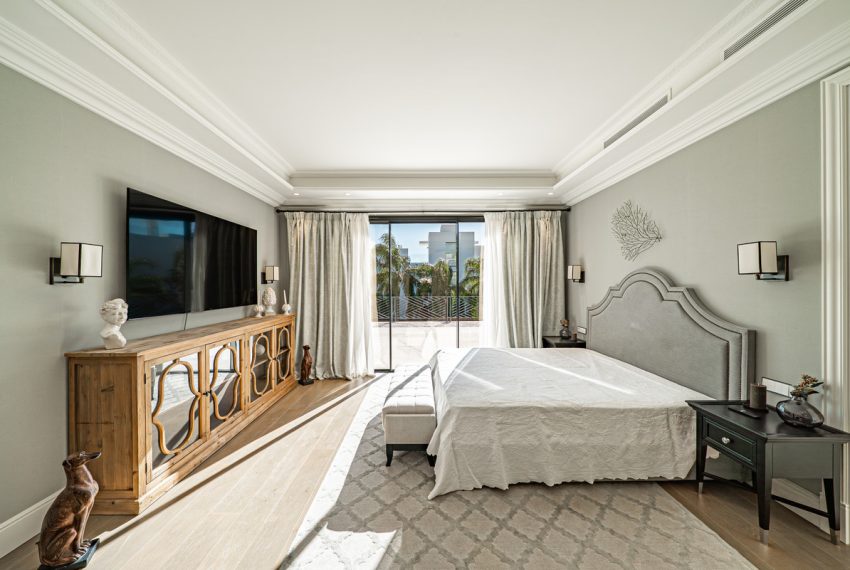 R4933888-Villa-For-Sale-Los-Flamingos-Detached-6-Beds-526-Built-19
