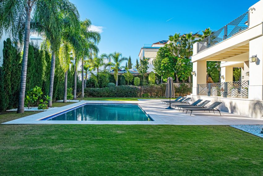 R4933888-Villa-For-Sale-Los-Flamingos-Detached-6-Beds-526-Built-3