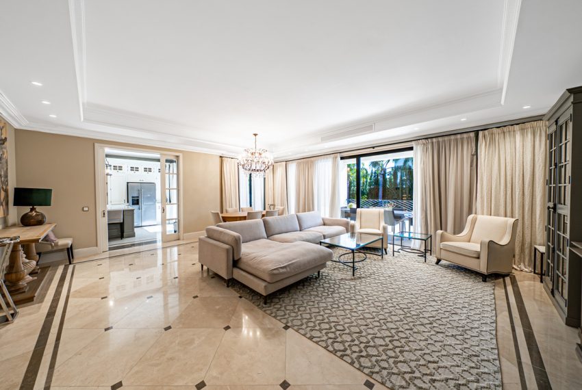 R4933888-Villa-For-Sale-Los-Flamingos-Detached-6-Beds-526-Built-9