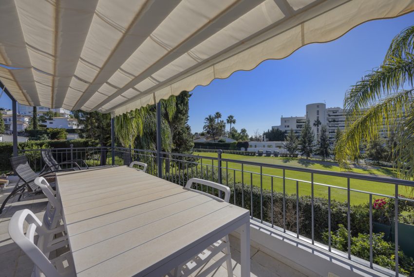 R4934758-Villa-For-Sale-Guadalmina-Alta-Detached-4-Beds-264-Built-5