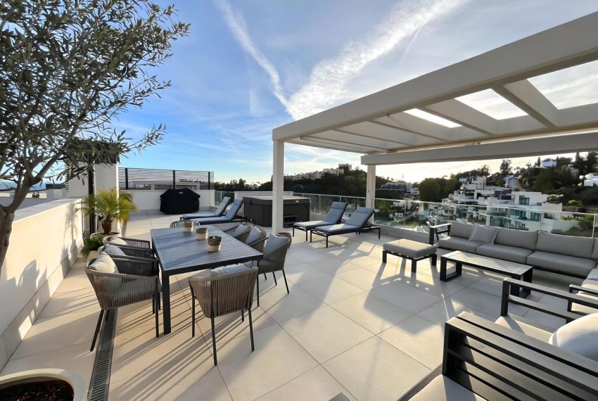 R4937110-Apartment-For-Sale-Benahavis-Penthouse-3-Beds-92-Built