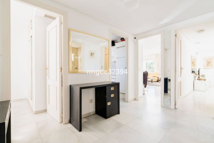 R4937263-Apartment-For-Sale-San-Pedro-de-Alcantara-Ground-Floor-3-Beds-190-Built-17