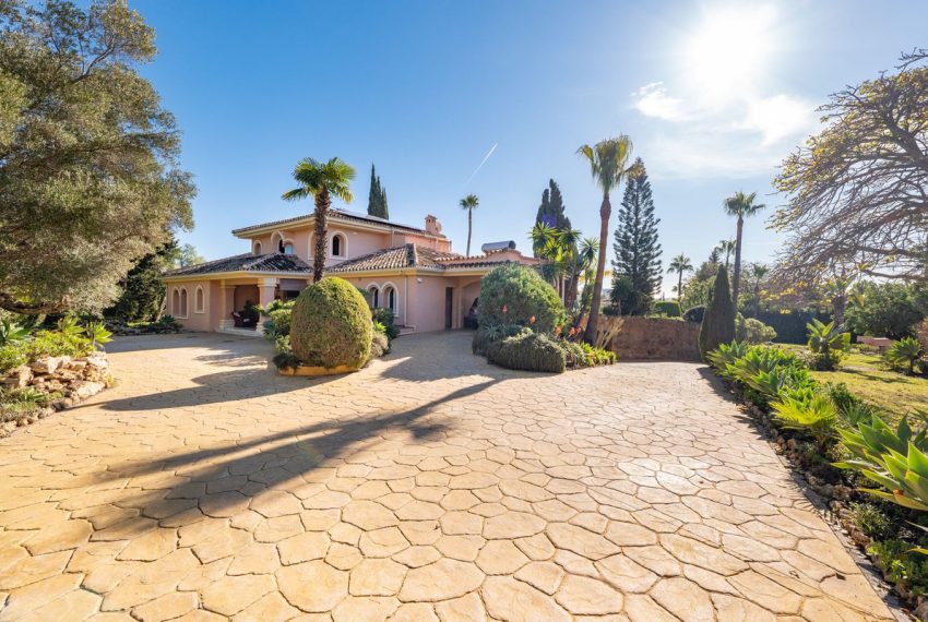 R4938145-Villa-For-Sale-Marbella-Detached-3-Beds-800-Built-18