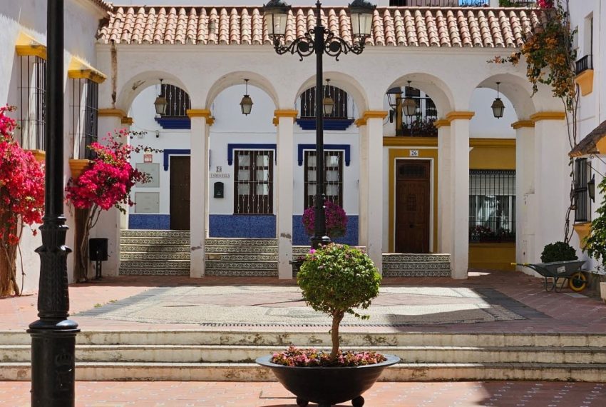 R4938853-Townhouse-For-Sale-Marbella-Terraced-3-Beds-160-Built