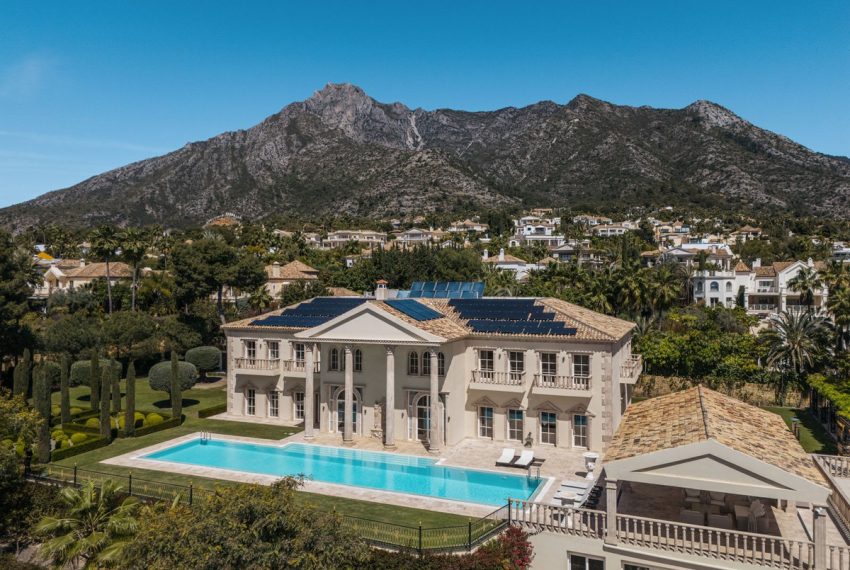 R4939060-Villa-For-Sale-Sierra-Blanca-Detached-7-Beds-2000-Built