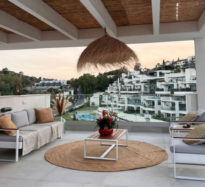 R4940677-Image 1-Penthouse - 2 Beds - 71 Built