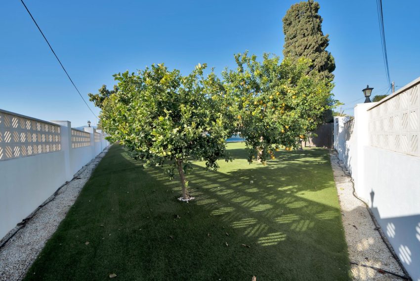 R4942390-Villa-For-Sale-San-Pedro-de-Alcantara-Detached-4-Beds-250-Built-14