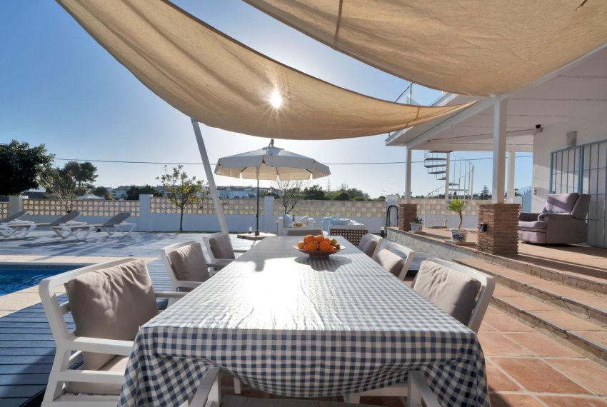 R4942390-Villa-For-Sale-San-Pedro-de-Alcantara-Detached-4-Beds-250-Built-3