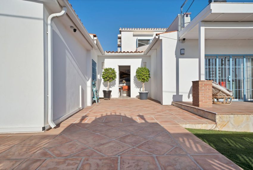 R4942390-Villa-For-Sale-San-Pedro-de-Alcantara-Detached-4-Beds-250-Built-6