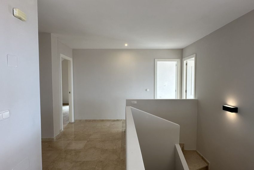 R4942492-Apartment-For-Sale-Calahonda-Penthouse-3-Beds-125-Built-16