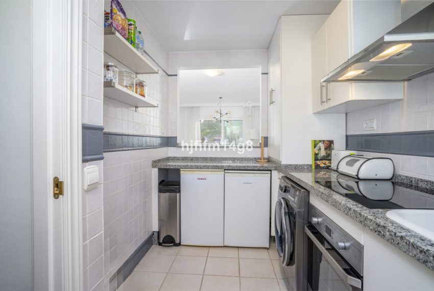 R4943560-Apartment-For-Sale-Nueva-Andalucia-Middle-Floor-2-Beds-80-Built-8