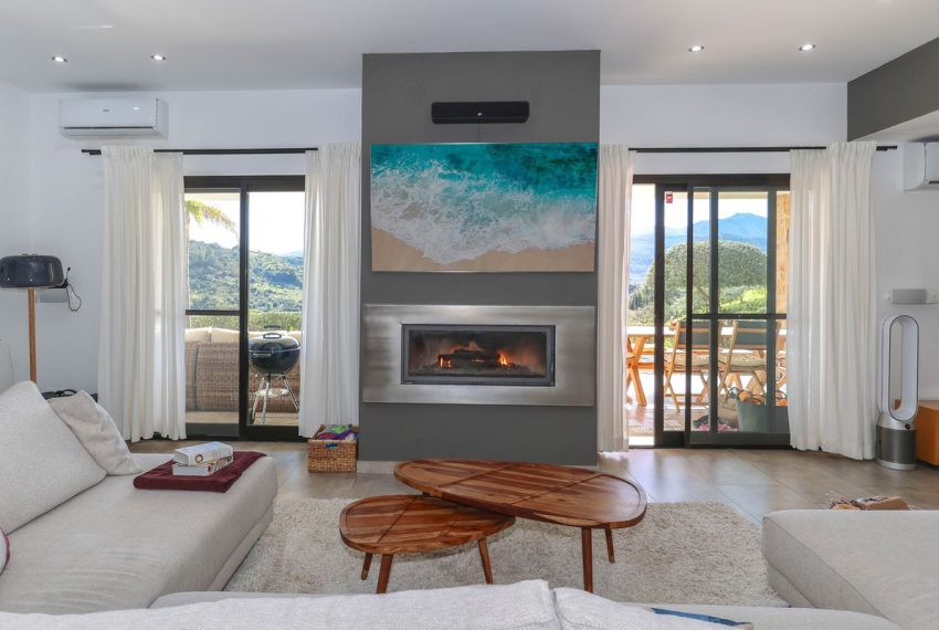 R4949656-Villa-For-Sale-Monda-Detached-3-Beds-216-Built-13