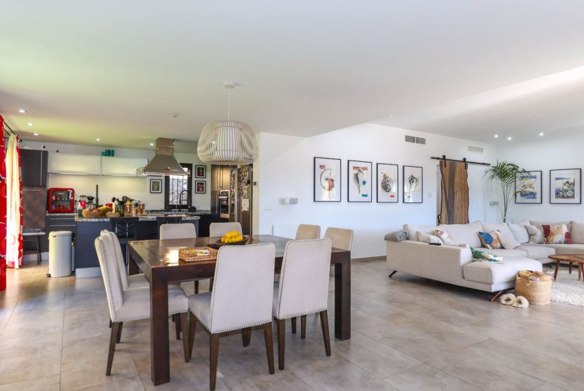 R4949656-Villa-For-Sale-Monda-Detached-3-Beds-216-Built-18