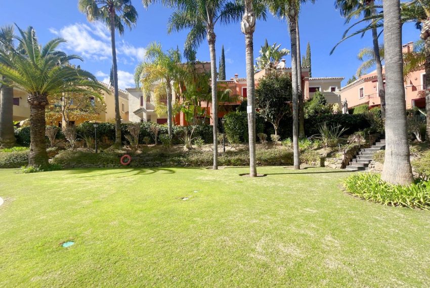R4951303-Villa-For-Sale-Marbella-Detached-4-Beds-283-Built-11