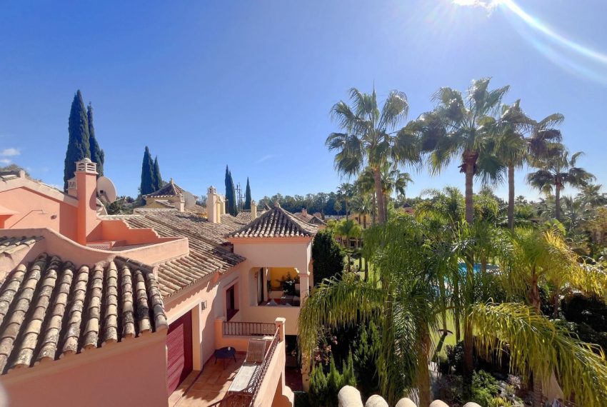 R4951303-Villa-For-Sale-Marbella-Detached-4-Beds-283-Built-5