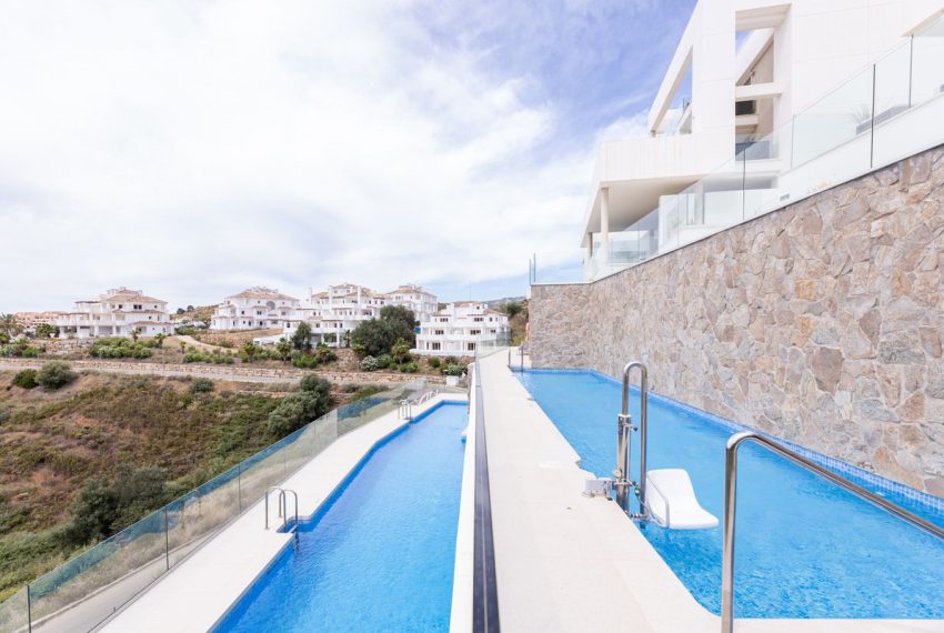 R4952032-Apartment-For-Sale-Nueva-Andalucia-Penthouse-2-Beds-95-Built-8