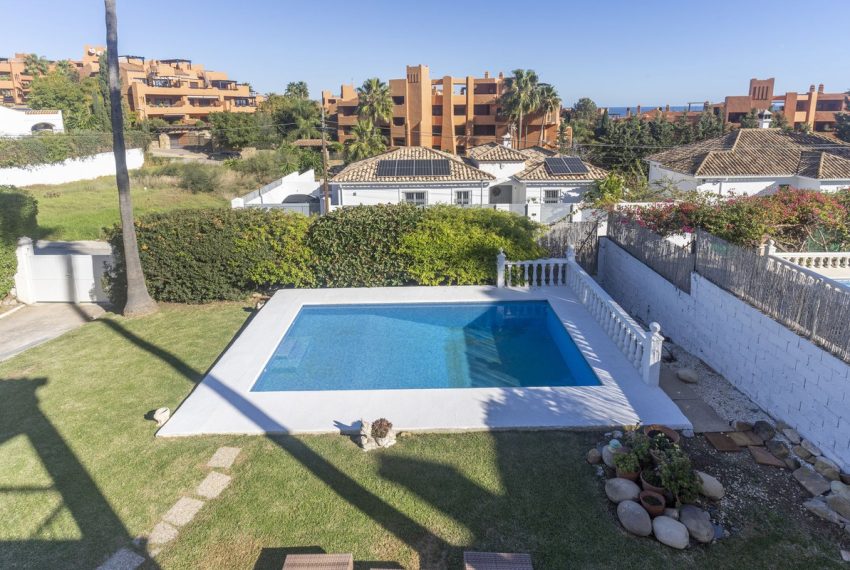 R4952131-Villa-For-Sale-Estepona-Detached-5-Beds-193-Built-14