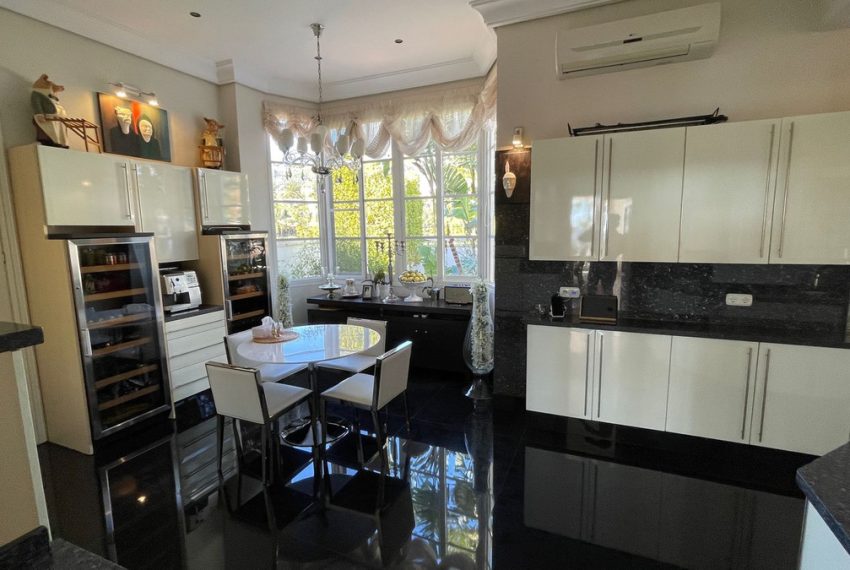 R4953952-Villa-For-Sale-Mijas-Detached-7-Beds-802-Built-10