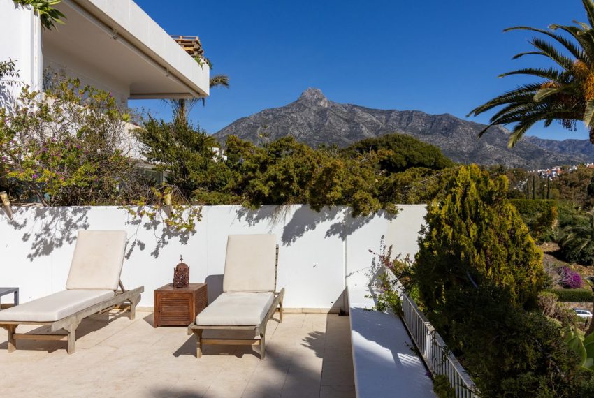 R4954075-Apartment-For-Sale-The-Golden-Mile-Middle-Floor-2-Beds-256-Built-13