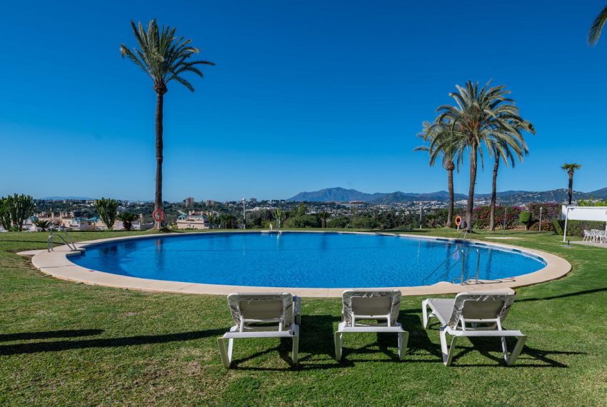 R4954525-Apartment-For-Sale-The-Golden-Mile-Middle-Floor-3-Beds-129-Built-5