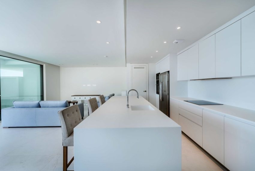 R4955452-Apartment-For-Sale-Ojen-Penthouse-3-Beds-148-Built-3