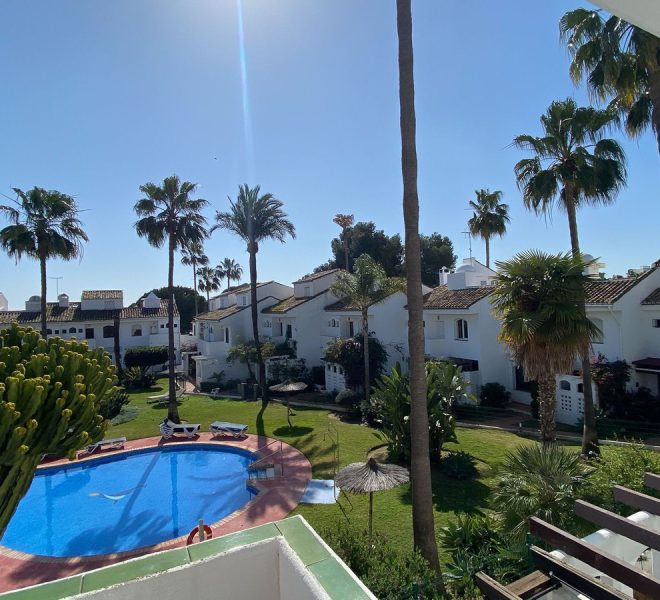 R4957528-Image 1-Terraced - 4 Beds - 135 Built