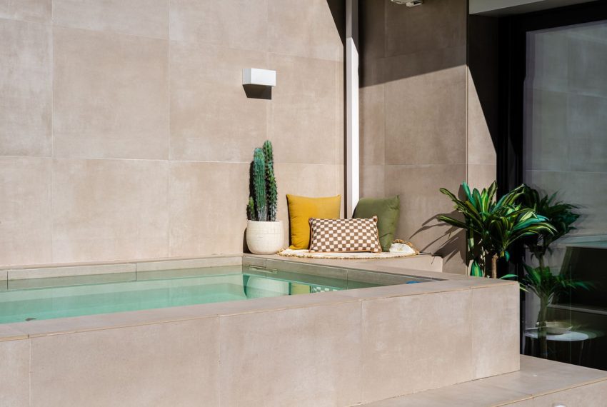 R4964227-Apartment-For-Sale-Marbella-Penthouse-Duplex-4-Beds-177-Built-1