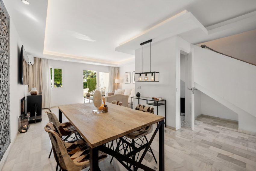 R4965379-Townhouse-For-Sale-Nueva-Andalucia-Terraced-3-Beds-115-Built-15
