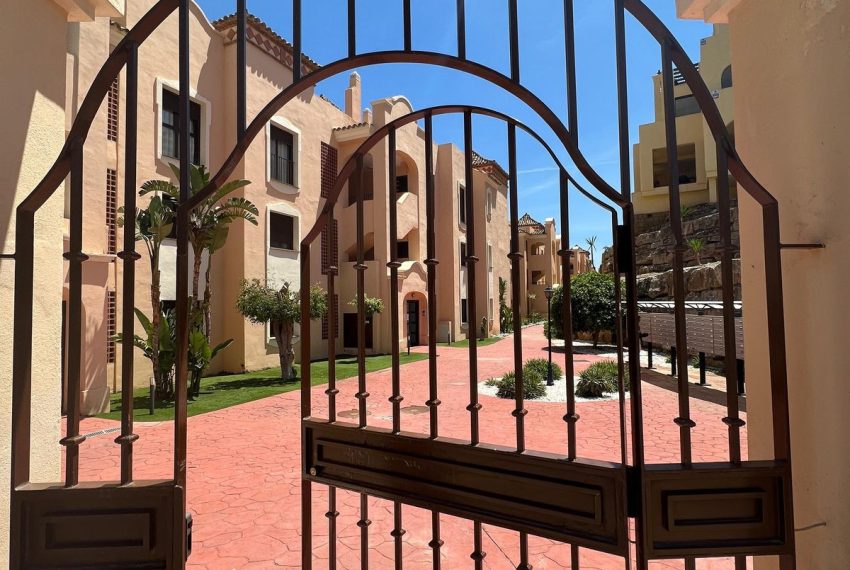 R4966192-Apartment-For-Sale-Estepona-Penthouse-2-Beds-132-Built-12