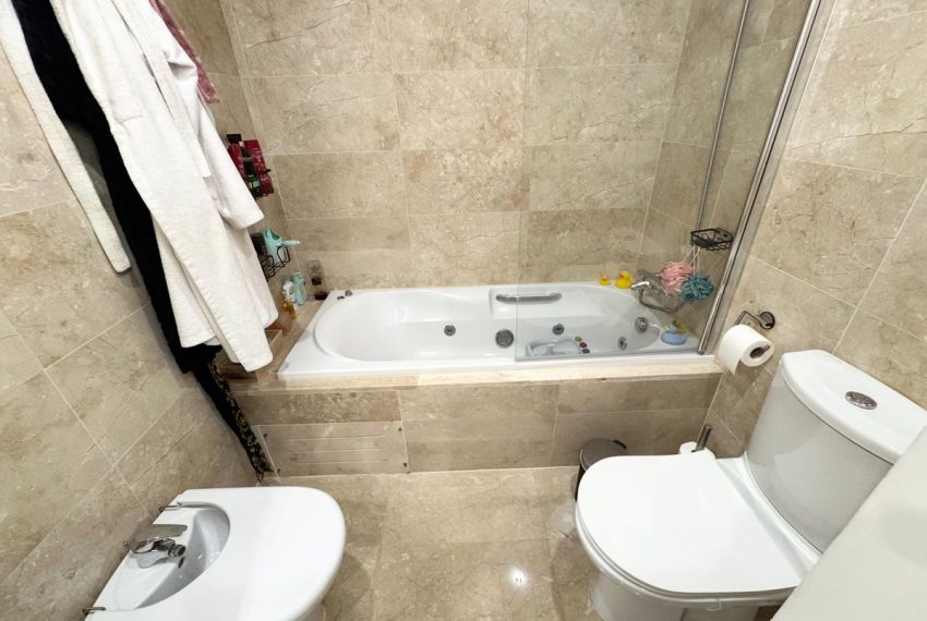 R4966192-Apartment-For-Sale-Estepona-Penthouse-2-Beds-132-Built-4