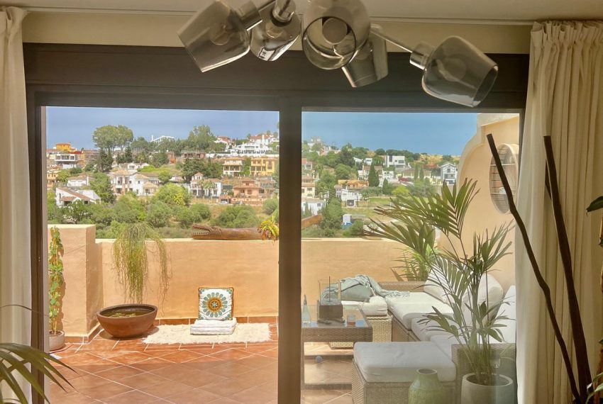 R4966192-Apartment-For-Sale-Estepona-Penthouse-2-Beds-132-Built