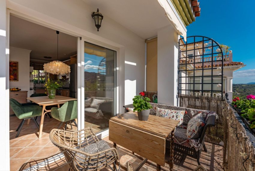 R4966264-Villa-For-Sale-Monda-Detached-2-Beds-146-Built-1