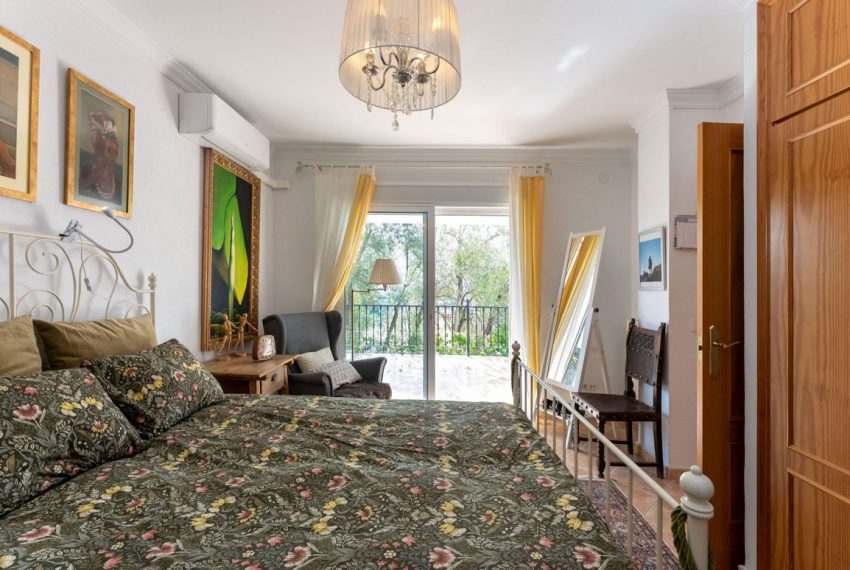 R4966264-Villa-For-Sale-Monda-Detached-2-Beds-146-Built-18