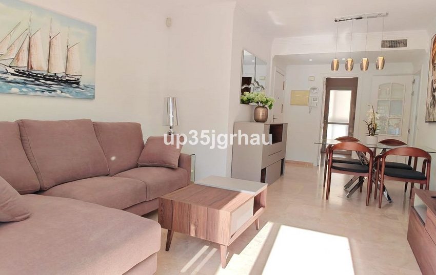 R4967008-Apartment-For-Sale-Estepona-Penthouse-2-Beds-79-Built-2